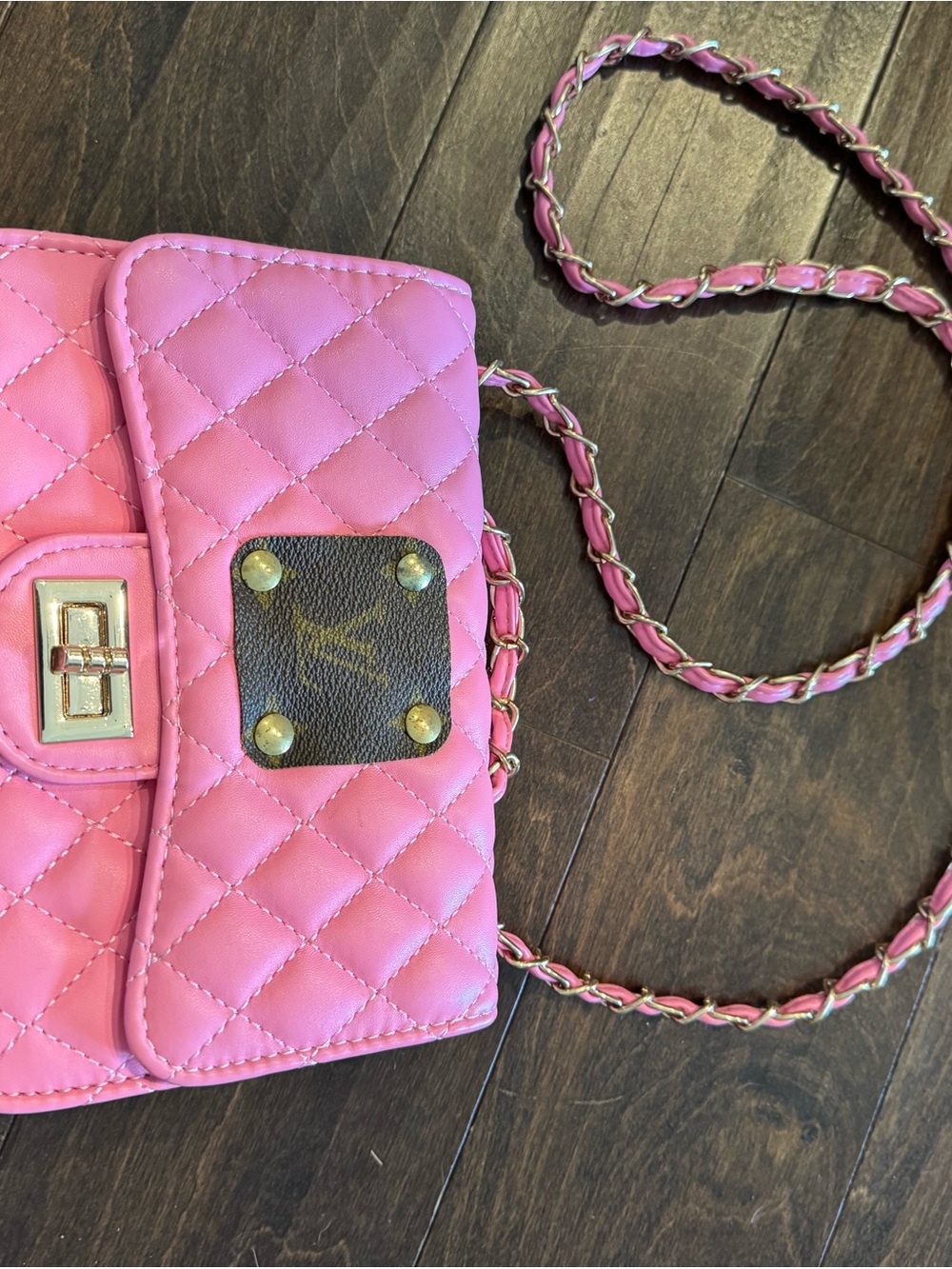 Pink Quilted Chain-Strap Crossbody Bag - Brand Unknown